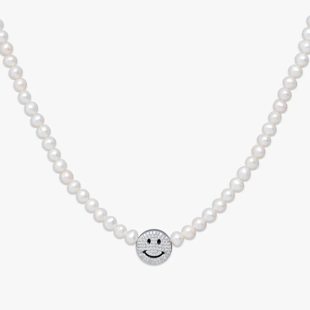 Happy Face Round Pearl Necklace