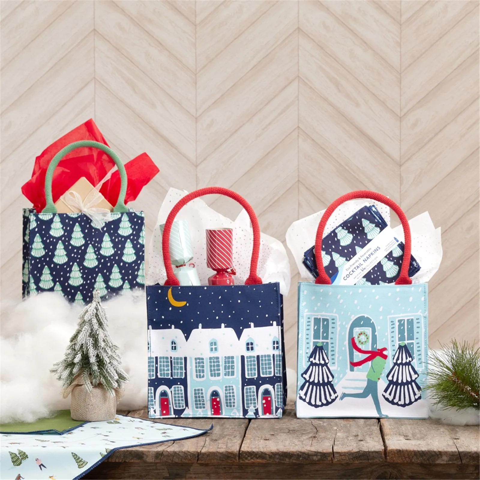 Winter House Reusable Itsy Bitsy Gift Bag